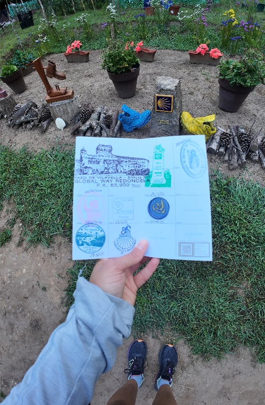 Credencial de peregrino en el huerto de Saúl. 1 de julio de 2026.